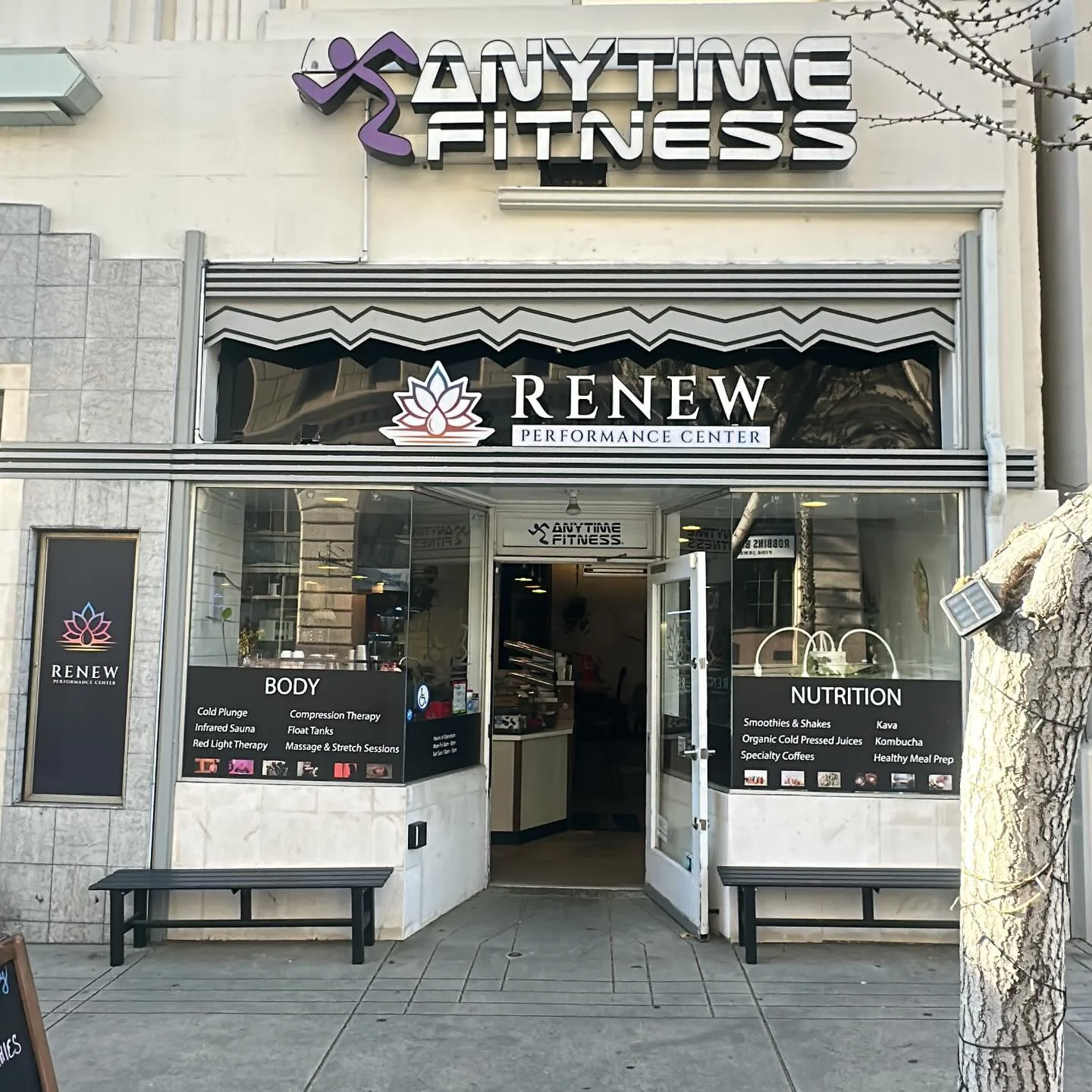 Wellness cafe counter with smoothies and juices at Renew Pasadena